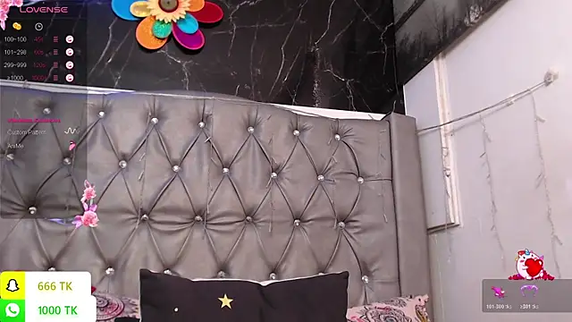 LAILAGUMMY online show from July 14, 5:29 pm