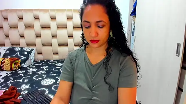 Snapshot of alaskmiller1 chatting on April 17, 6:22 pm alaskmiller1 online show from April 17, 6:22 pm