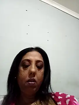 Snapshot of Mahi4luv chatting on May 22, 10:15 pm Mahi4luv online show from May 22, 10:15 pm