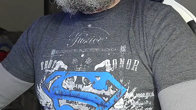 Snapshot of usdirtymikee9 chatting on February 13, 3:02 am usdirtymikee9 online show from February 13, 3:02 am