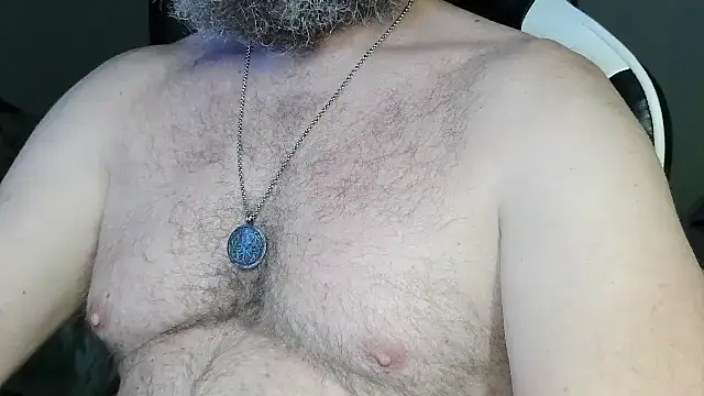 Snapshot of usdirtymikee9 chatting on March 21, 6:40 am usdirtymikee9 online show from March 21, 6:40 am