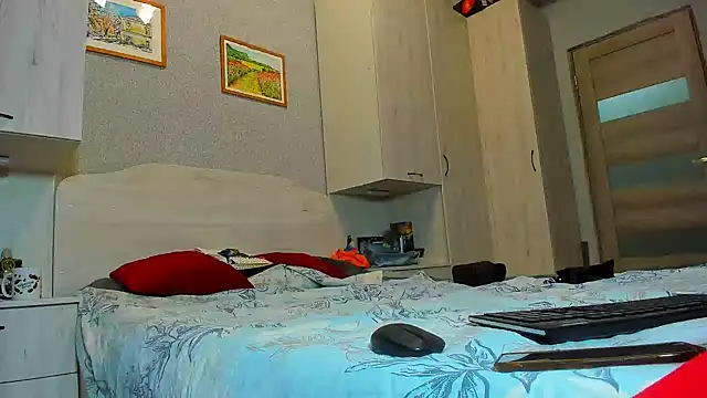 DUSSY PUSSY online show from December 9, 3:50 am