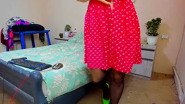 DUSSY PUSSY online show from July 25, 5:05 am