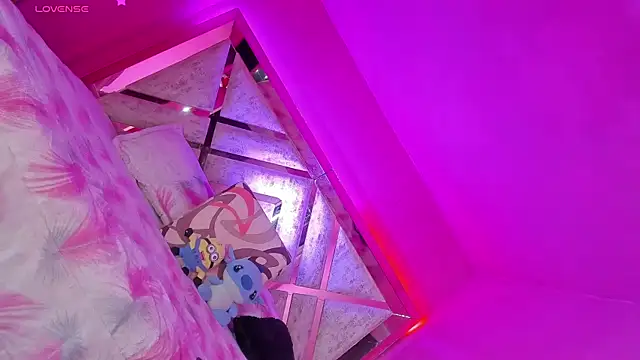 anapuala sexxx online show from January 17, 5:32 am