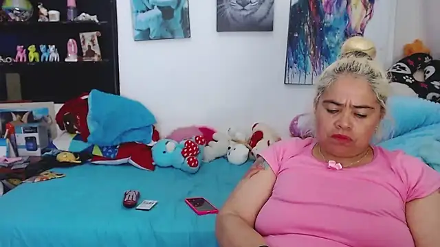 estrellita fugaz16x online show from January 29, 2:40 am