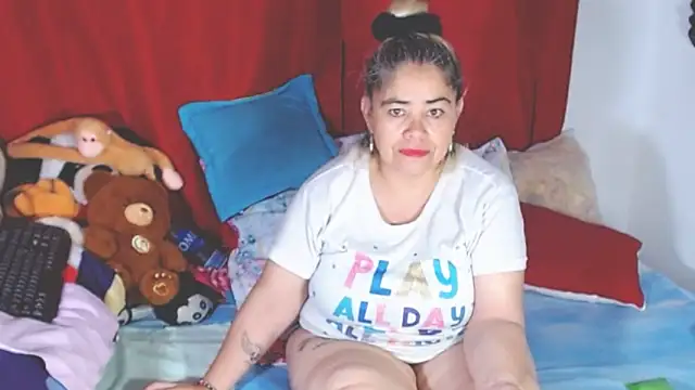 estrellita fugaz16x online show from November 4, 4:44 am