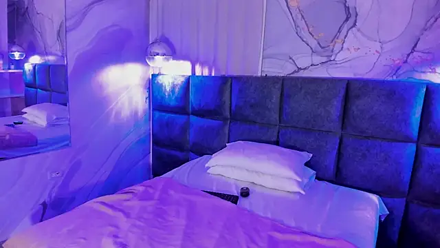 Maddysex  online show from May 5, 11:40 am