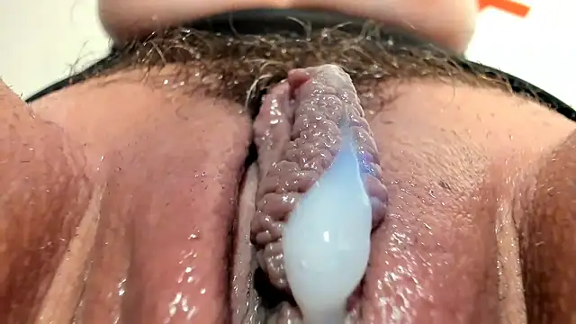 Sweet-Alice online show from March 8, 2:30 pm