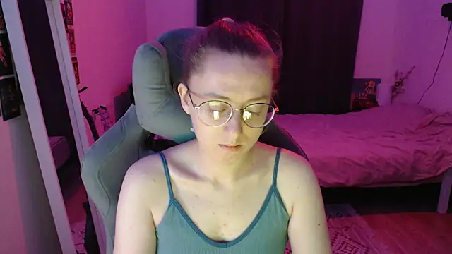 AnabelFrel online show from June 18, 12:11 am