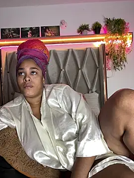 Snapshot of africa_xxx chatting on February 11, 12:17 am africa xxx online show from February 11, 12:17 am