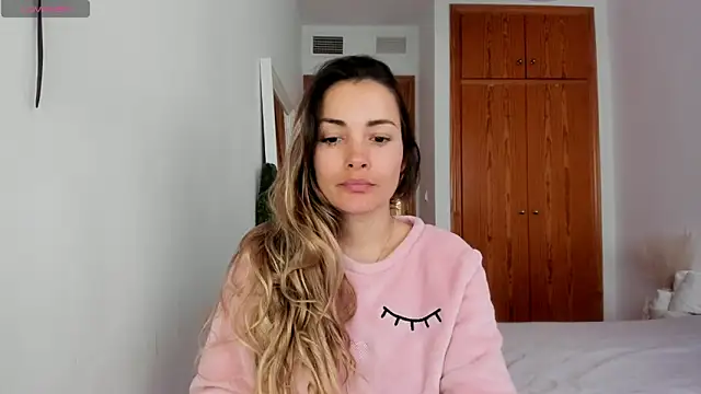 NiaStone online show from February 18, 7:54 am