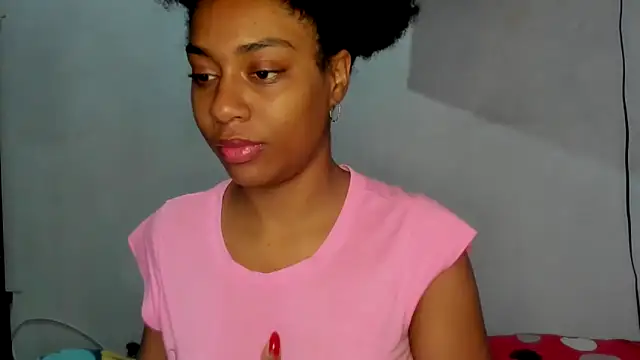 Snapshot of thaimy_ chatting on September 11, 11:10 am thaimy online show from September 11, 11:10 am