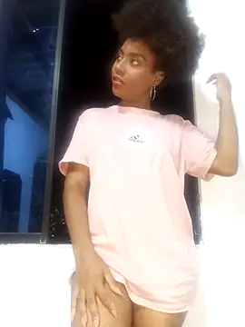 thaimy  online show from October 14, 11:49 pm