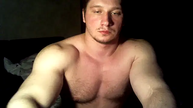 Snapshot of LionEdwin chatting on February 7, 11:34 pm LionEdwin online show from February 7, 11:34 pm