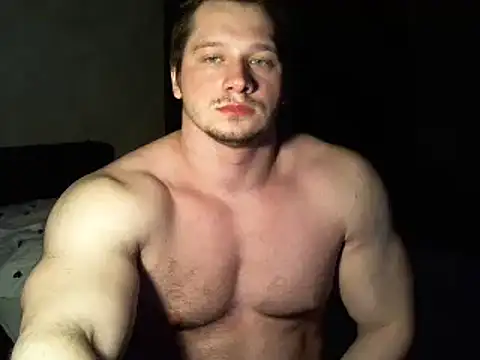 Snapshot of LionEdwin chatting on February 11, 2:03 am LionEdwin online show from February 11, 2:03 am