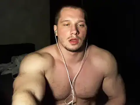 Snapshot of LionEdwin chatting on February 13, 3:39 am LionEdwin online show from February 13, 3:39 am