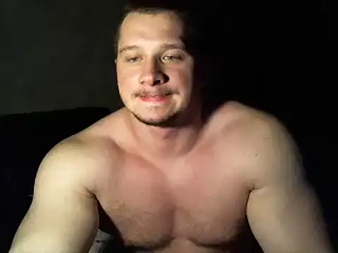 Snapshot of LionEdwin chatting on February 15, 8:33 pm LionEdwin online show from February 15, 8:33 pm