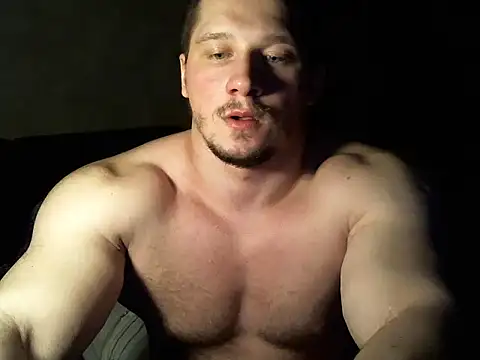 Snapshot of LionEdwin chatting on February 28, 12:10 am LionEdwin online show from February 28, 12:10 am