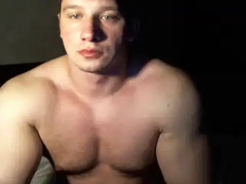 Snapshot of LionEdwin chatting on March 4, 1:01 am LionEdwin online show from March 4, 1:01 am