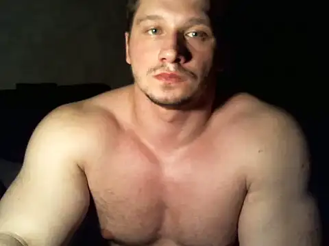 Snapshot of LionEdwin chatting on March 18, 1:53 am LionEdwin online show from March 18, 1:53 am