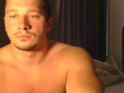 Snapshot of LionEdwin chatting on October 18, 6:37 am LionEdwin online show from October 18, 6:37 am