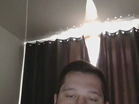 LionEdwin online show from February 26, 8:35 am