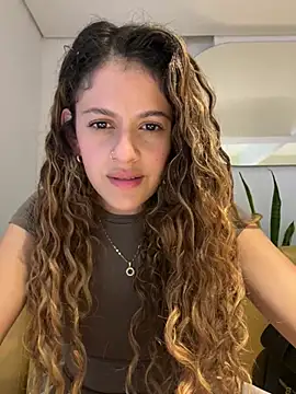 alana15 online show from December 12, 8:10 pm