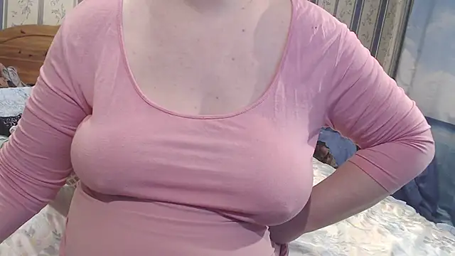 Snapshot of AMARILLIS chatting on December 14, 12:11 am AMARILLIS online show from December 14, 12:11 am