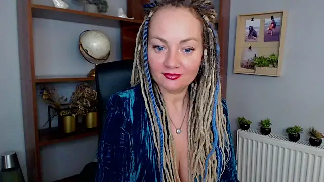 KayaMagic online show from February 12, 5:16 pm