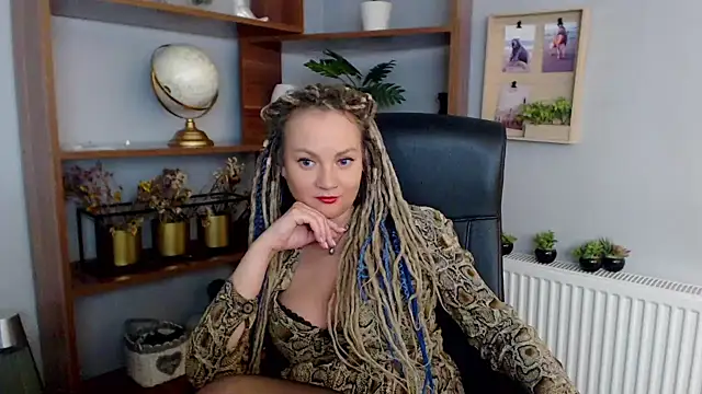 KayaMagic online show from February 18, 6:04 pm