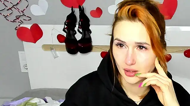 Red Fairy  online show from February 9, 3:56 pm