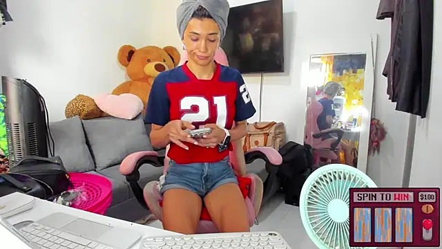 Lawrncesofiets online show from June 13, 4:27 pm
