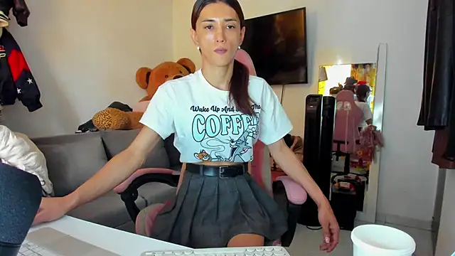 Lawrncesofiets online show from July 30, 2:49 pm