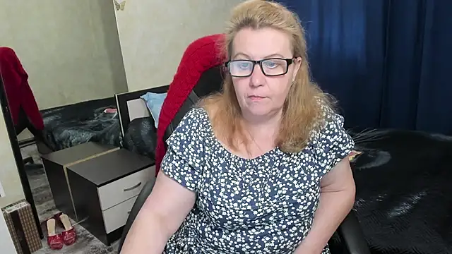 Frau Marta online show from April 13, 12:21 pm