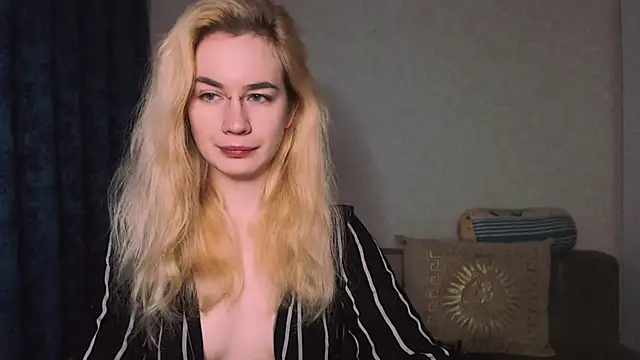 xxxcharismaaa online show from December 7, 6:54 am