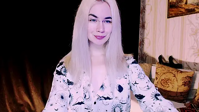 xxxcharismaaa online show from December 3, 6:21 am