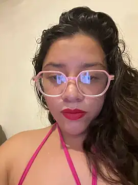 Vivi Kvsh online show from April 4, 6:00 am