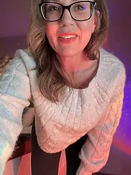 MaiseKnox online show from January 7, 11:56 pm