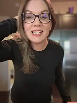 MaiseKnox online show from October 17, 10:12 pm