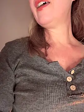 MaiseKnox online show from October 19, 12:55 am