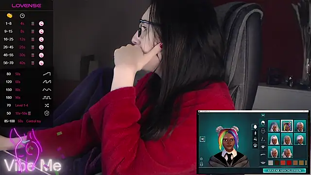 Snapshot of Alina_Lamour chatting on February 3, 10:21 pm Alina Lamour online show from February 3, 10:21 pm
