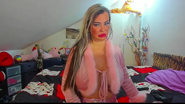 Raffaelababy online show from November 30, 7:18 pm