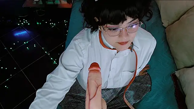 alexa11  online show from February 6, 4:14 pm