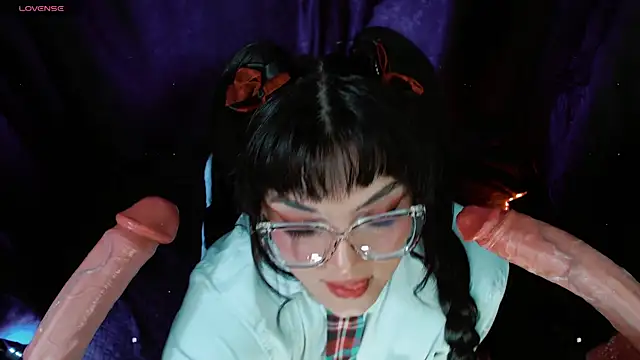 alexa11  online show from September 23, 7:28 pm