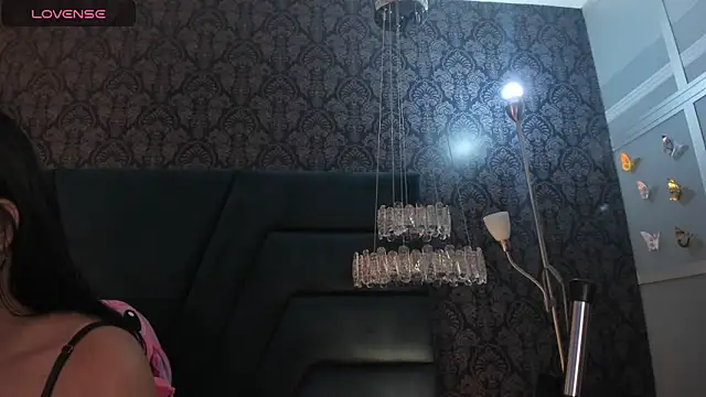 Vivi prinncess online show from June 10, 11:24 pm