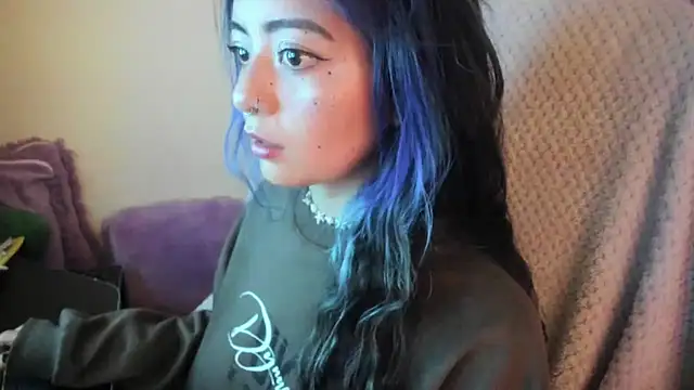 Sammysammy  online show from December 14, 10:03 pm