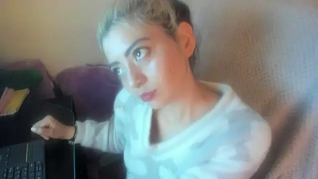 Sammysammy  online show from June 18, 8:58 am