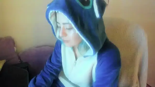 Sammysammy  online show from July 15, 7:13 am