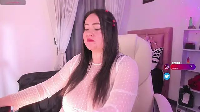 AudredLovely online show from July 15, 1:00 am