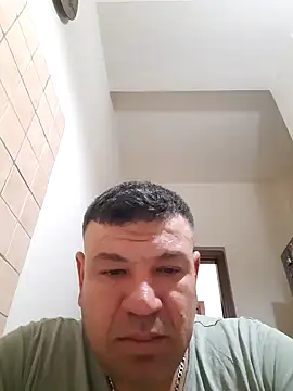 Biglove83 online show from March 3, 9:11 am